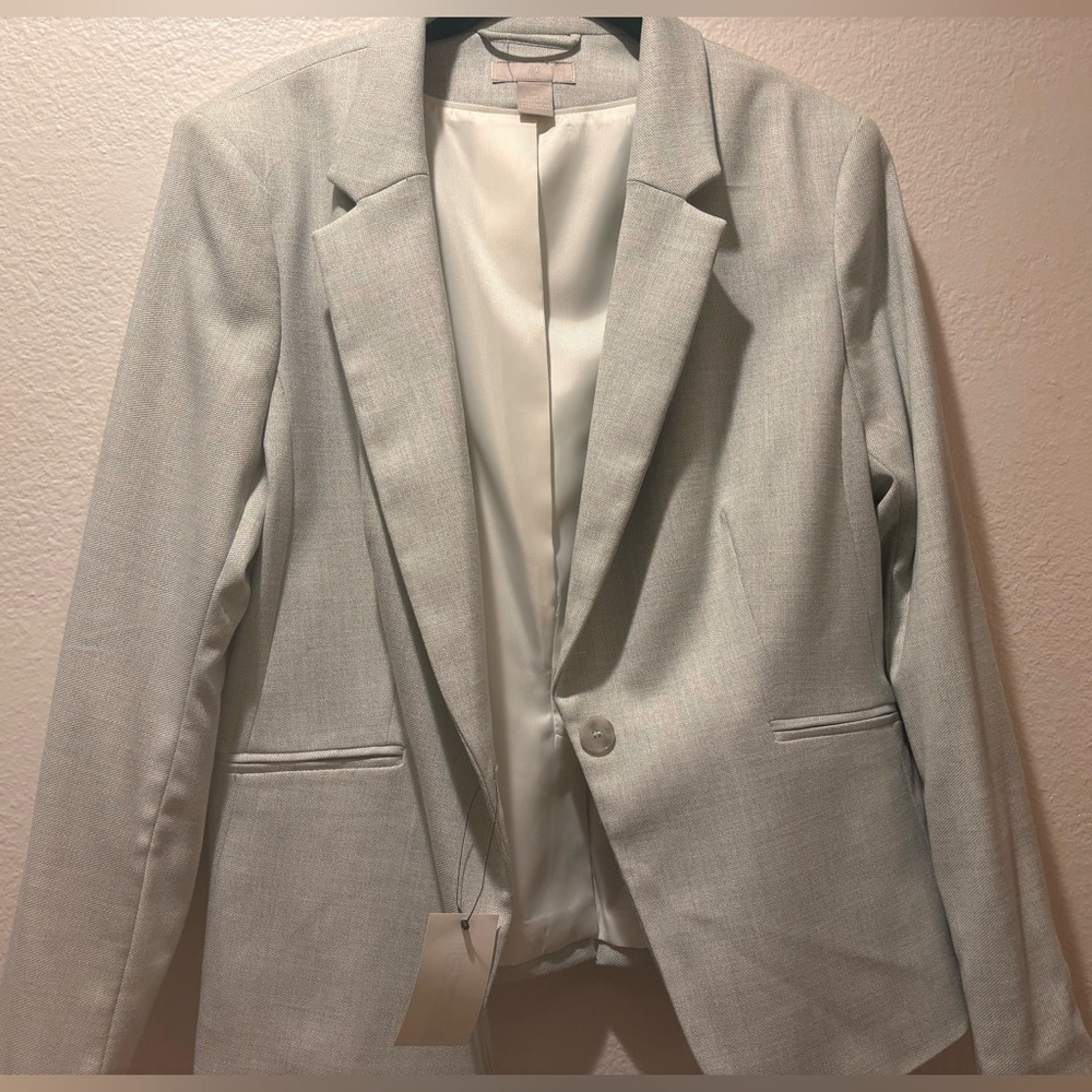 Gray blazer